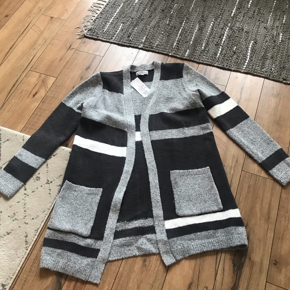 Women’s Cardigan